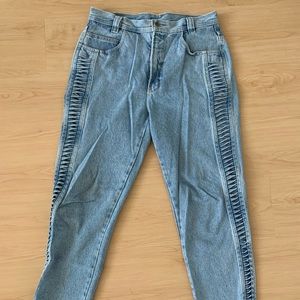 High waisted straight leg jeans w ladder side detail
